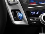  Gear shifter/center console photo